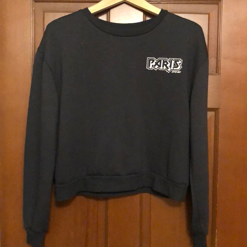 Paris crewneck, size M